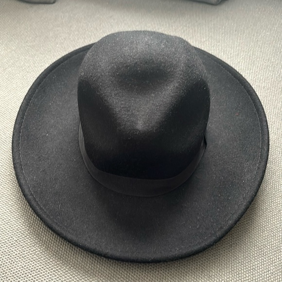 Zara Hat - Picture 3 of 6